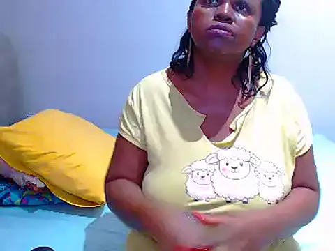BootyliciousAssxxx online show from 03/22/25, 07:42