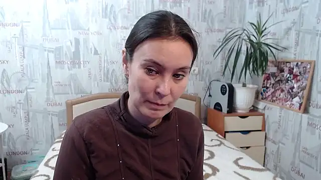 GinaQSoul online show from 10/04/25, 10:24