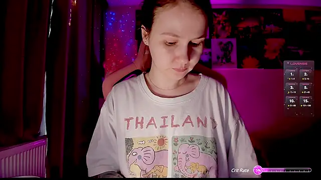 Snapshot of GoodWitch_ chatting on 12/19/24, 11:18 GoodWitch online show from 12/19/24, 11:18