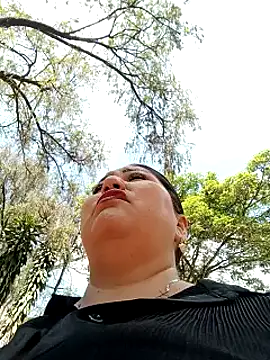 Brenda Berck  online show from 01/28/25, 04:30