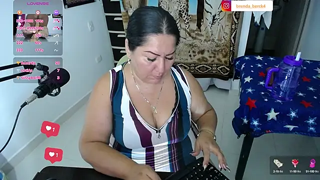 Brenda Berck  online show from 03/11/25, 01:59