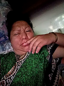 Snapshot of Brenda_Berck_ chatting on 09/14/25, 11:31 Brenda Berck online show from 09/14/25, 11:31