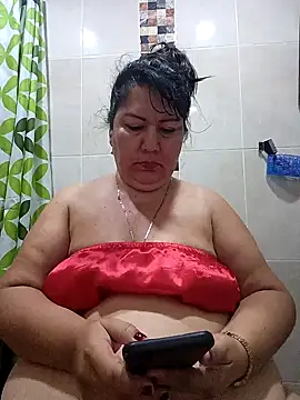 Snapshot of Brenda_Berck_ chatting on 10/05/25, 10:02 Brenda Berck online show from 10/05/25, 10:02