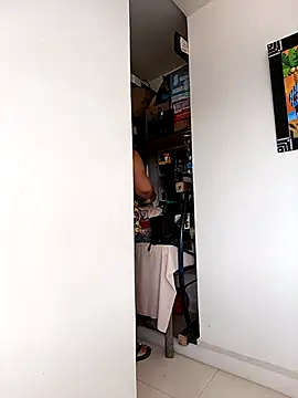 Snapshot of Brenda_Berck_ chatting on 10/31/25, 01:12 Brenda Berck online show from 10/31/25, 01:12