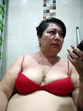 Snapshot of Brenda_Berck_ chatting on 11/03/25, 11:55 Brenda Berck online show from 11/03/25, 11:55