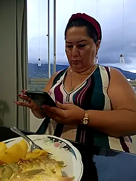 Snapshot of Brenda_Berck_ chatting on 11/16/25, 10:26 Brenda Berck online show from 11/16/25, 10:26