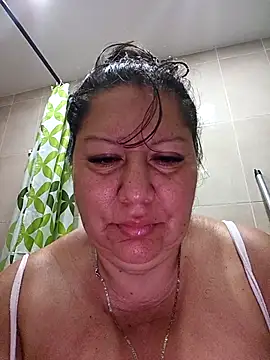 Snapshot of Brenda_Berck_ chatting on 11/18/25, 11:47 Brenda Berck online show from 11/18/25, 11:47