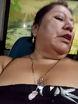 Snapshot of Brenda_Berck_ chatting on 12/03/25, 12:40 Brenda Berck online show from 12/03/25, 12:40