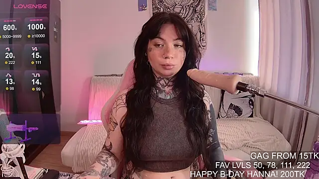 HannaXWonder online show from 10/08/25, 12:03