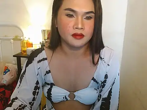 JustineBIGCUM online show from 11/10/25, 08:35