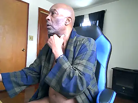 longdick4you8686 online show from 01/22/25, 06:41