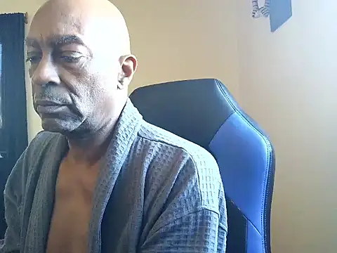 Snapshot of longdick4you8686 chatting on 03/08/26, 10:13 longdick4you8686 online show from 03/08/26, 10:13