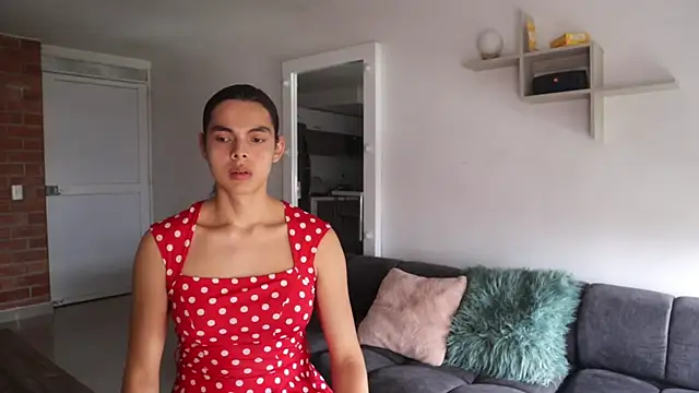  Vahos  online show from 10/08/25, 05:10