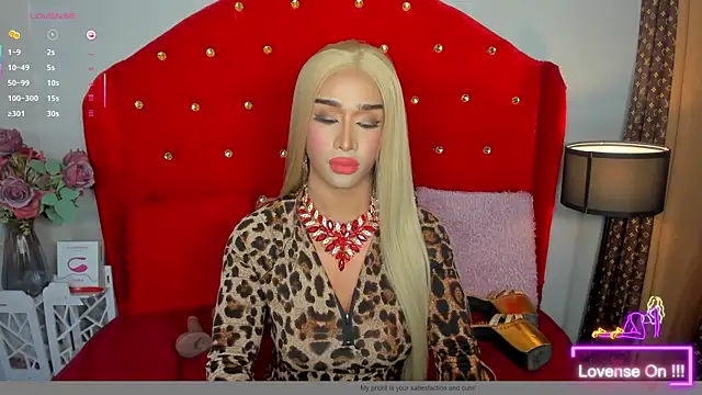 Snapshot of TranSEXUALDIVA chatting on 09/21/25, 05:58 TranSEXUALDIVA online show from 09/21/25, 05:58