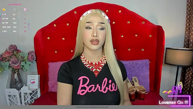 Snapshot of TranSEXUALDIVA chatting on 09/25/25, 07:28 TranSEXUALDIVA online show from 09/25/25, 07:28