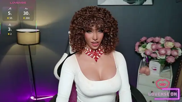 Snapshot of TranSEXUALDIVA chatting on 11/14/25, 06:28 TranSEXUALDIVA online show from 11/14/25, 06:28