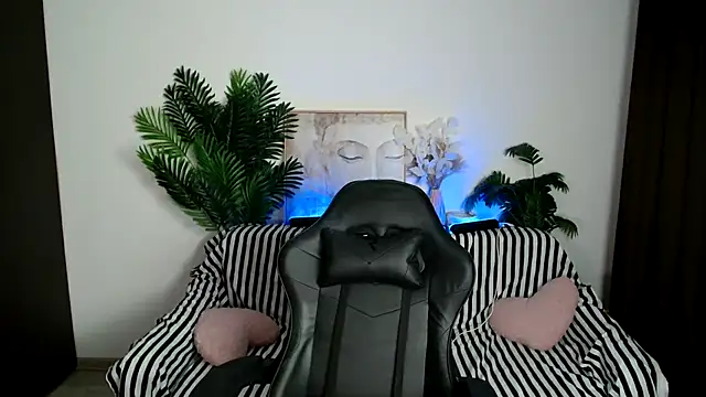 SEXY-GODDESabrina online show from 03/04/25, 03:44