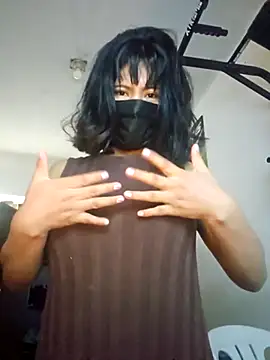 Snapshot of Latin_summer chatting on 12/05/25, 08:05 Latin summer online show from 12/05/25, 08:05