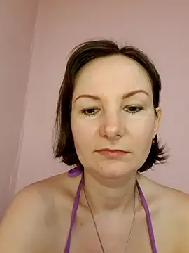 Snapshot of Stella_QueenNr1 chatting on 09/21/25, 08:10 Stella QueenNr1 online show from 09/21/25, 08:10