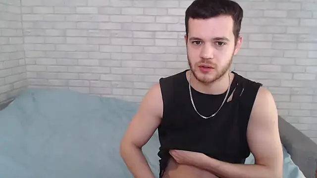 Snapshot of Alexxx_horny chatting on 03/20/25, 08:20 Alexxx horny online show from 03/20/25, 08:20