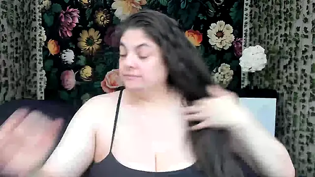 Snapshot of Exotic-Melons chatting on 12/15/24, 11:31 Exotic-Melons online show from 12/15/24, 11:31