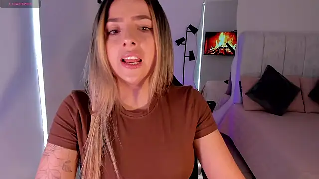 AmyWood online show from 06/13/26, 03:21