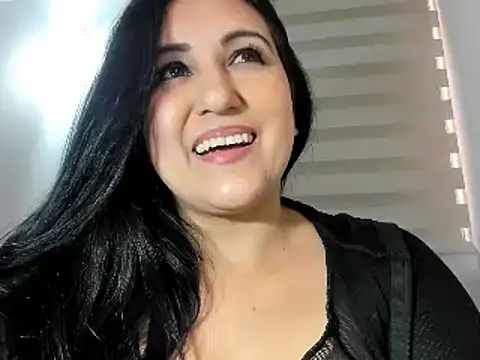 Snapshot of foxy-porn1 chatting on 10/05/25, 06:39 foxy-porn1 online show from 10/05/25, 06:39