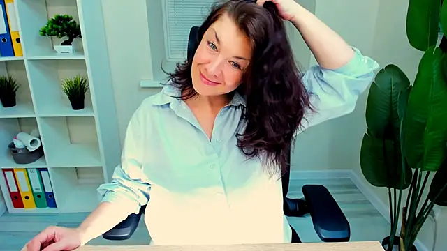 AnaMills online show from 06/13/26, 08:40