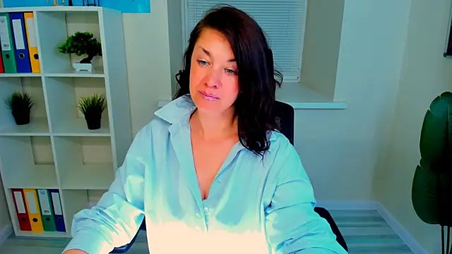 AnaMills online show from 06/14/26, 02:24