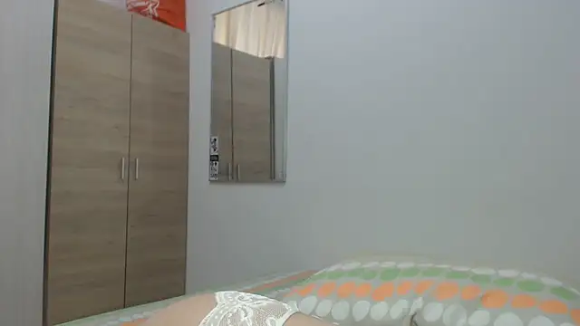 camilahot23 online show from 01/31/25, 04:48