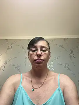 Amberhotqueen online show from 06/28/26, 08:26