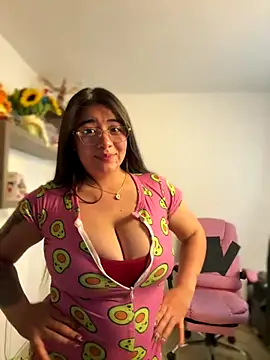 vaneelee online show from 10/09/25, 02:31