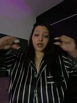 MarcellaGriffin online show from 02/02/25, 04:05