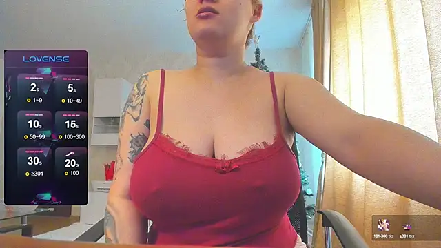 hot evil queen online show from 01/21/25, 08:19
