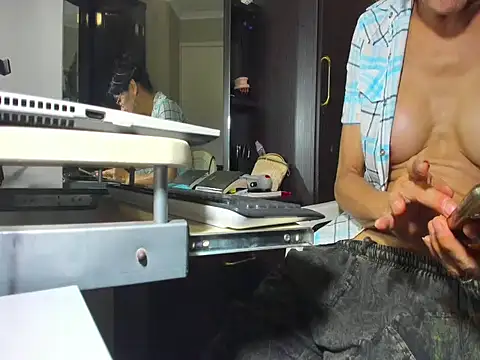 Angelchezcka online show from 07/03/26, 11:49