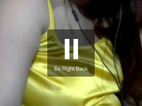 Snapshot of giga-bite chatting on 11/19/25, 04:07 giga-bite online show from 11/19/25, 04:07