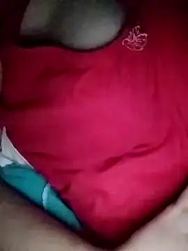 Snapshot of giga-bite chatting on 11/22/25, 08:30 giga-bite online show from 11/22/25, 08:30