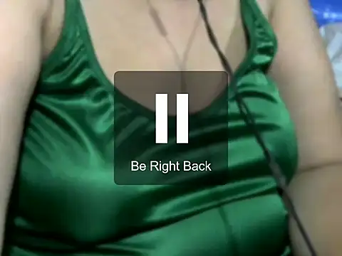 Snapshot of giga-bite chatting on 12/01/25, 04:56 giga-bite online show from 12/01/25, 04:56