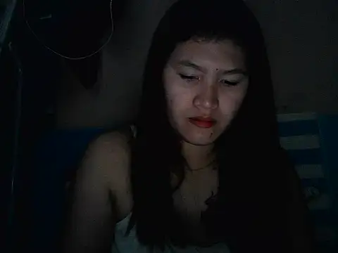 Snapshot of leamorena chatting on 10/01/25, 04:35 leamorena online show from 10/01/25, 04:35