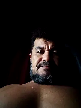 Snapshot of tarra122 chatting on 04/26/26, 03:59 tarra122 online show from 04/26/26, 03:59