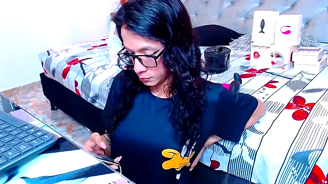 DaslyRoze online show from 03/19/25, 12:48
