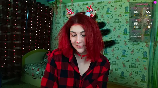 SmokyRose online show from 12/17/25, 01:39