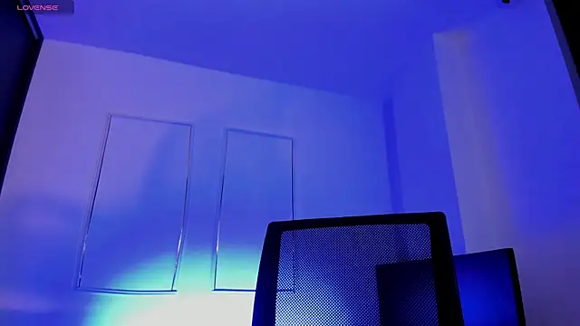 MeganWhite3 online show from 06/26/26, 04:28