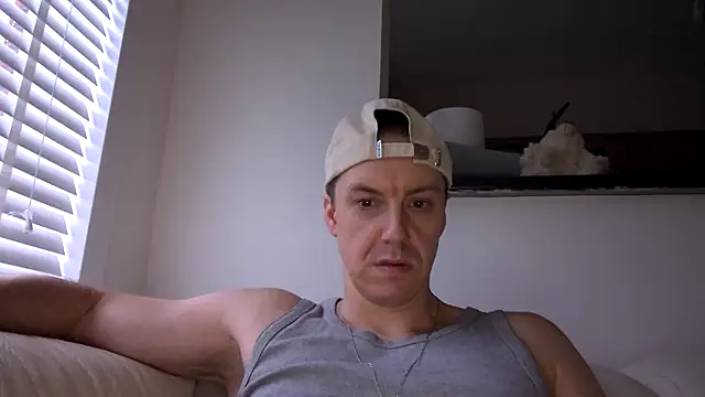 ploki2180 online show from 11/23/25, 02:17