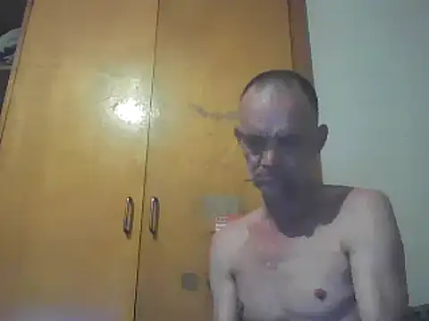 TooFknHorny1 online show from 12/10/24, 09:55