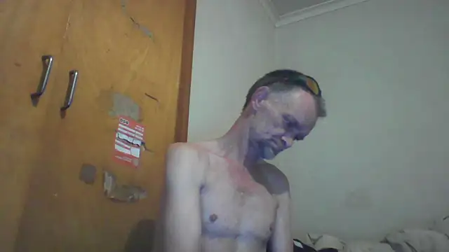 TooFknHorny1 online show from 03/05/25, 09:37