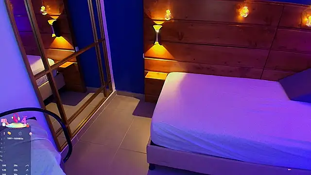 Snapshot of mahia_queen chatting on 11/19/25, 11:43 mahia queen online show from 11/19/25, 11:43