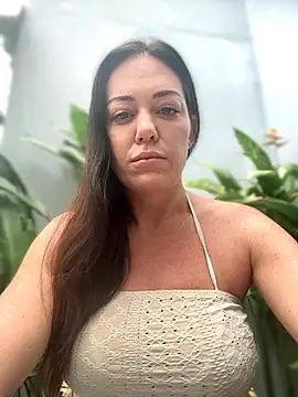 LilliThelo online show from 11/02/25, 04:48