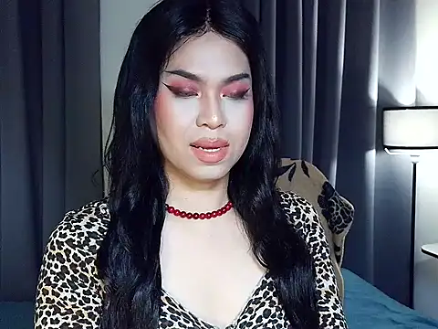 Snapshot of MistressLuna1 chatting on 07/17/26, 11:53 MistressLuna1 online show from 07/17/26, 11:53