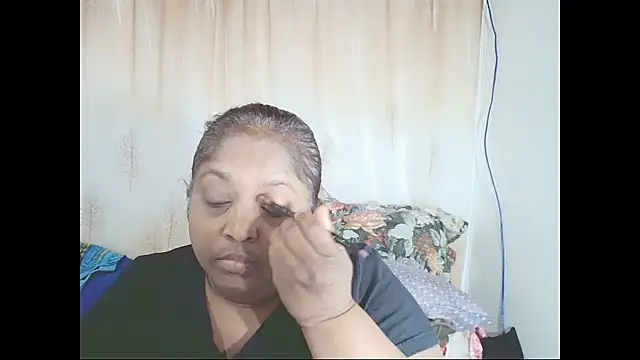 Snapshot of Indiantasha chatting on 01/15/25, 04:43 Indiantasha online show from 01/15/25, 04:43